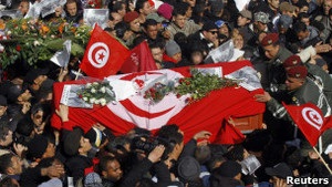 Похорон опозиційного лідера спричинив сутички в Тунісі