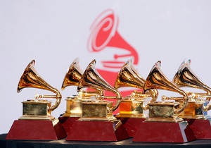 Американська телекомпанія попросила зірок не оголюватися на Grammy