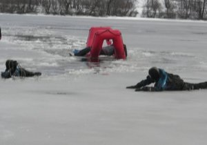 У Києві сімейна пара загинула, провалившись під лід
