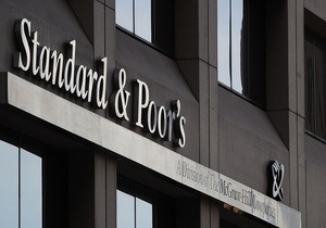 Standard & Poor s - Влада США судитиметься зі Standard & Poor s через іпотечні папери