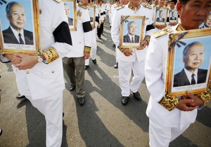У Камбоджі через три місяці після смерті ховають короля Нородома Сіанука