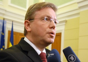 Єврокомісар Фюле висловив підтримку Тимошенко