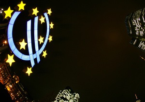 Міжбанківський євро тріумфує, реагуючи на заяви в Давосі