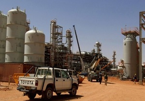 В ході штурму газового заводу в Алжирі загинули семеро заручників і 11 бойовиків