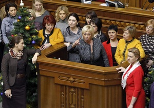 Справа Тимошенко - Кужель повідомила, що Тимошенко у важкому стані, начальник колонії отримав відмову ув’язненої їхати до суду