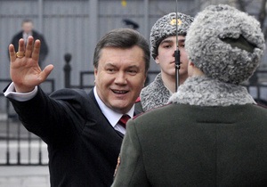 DW: Янукович не довіряє тим, хто не з Донецька?