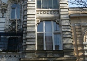 В Одесі в центрі горіла історична будівля, дві людини загинули