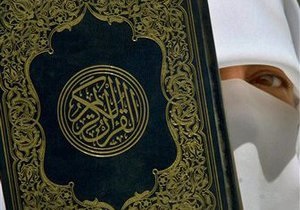 У Британії за вбивство сина, який не вивчив Коран, жінці дали довічне