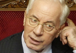 Уряд Азарова попри кризу збільшує видатки на себе