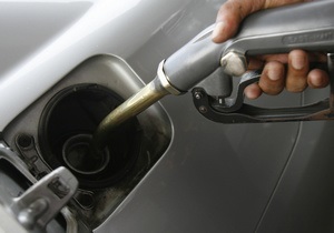 ТСН: Українські податківці почали війну проти дешевого бензину