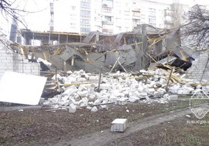 В Одесі обвалився споруджуваний магазин, є постраждалі