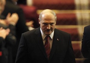 Лукашенко звільнить чверть білоруських чиновників