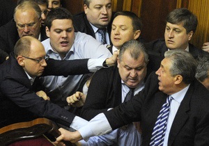 Турчинов: У 2013 році можуть відбутися дострокові парламентські і президентські вибори - УП
