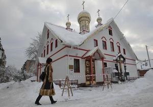 Газета: У Києві церква продає місця на цвинтарі за тисячу гривень