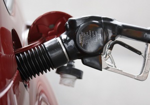 Антимонопольний комітет зажадав від нафтотрейдерів зниження цін до 10 січня
