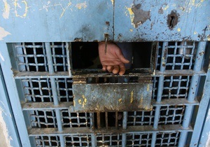 Події в Україні - самогубство - У Єнакіївській колонії повісився в язень, який відбуває довічний термін