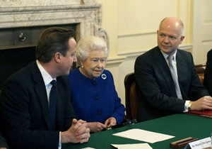 Єлизавета ІІ відвідала засідання уряду
