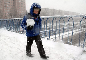 У Києві за вихідні внаслідок ожеледиці постраждали 327 осіб - ожеледиця - сніг - мороз