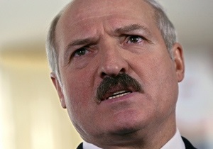 Лукашенко наказав працювати у три-чотири зміни -  як у воєнний час 
