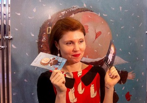 Художниця Євгенія Гапчинська створила новорічні листівки доброти