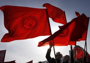 Киргизстан - штраф за незнання держмови