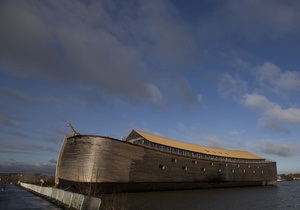 Голландець побудував Ноїв ковчег у натуральну величину