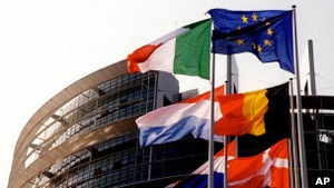 Дебати в Європарламенті про Україну: м яч лишається на полі Києва - BBC Україна