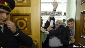 У Кіровограді вважають прогнозованим рішення Табалових не йти в опозицію