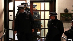 Вільям і Кейт засмучені самогубством медсестри