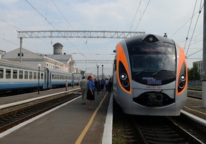 Через поломку Hyundai сполученням Дніпропетровськ-Київ пасажири добиралися на три години довше