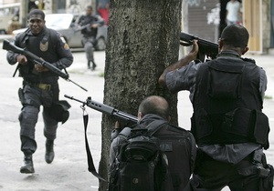 У Бразилії більше 60 військових поліцейських заарештували через зв’язки з наркомафією