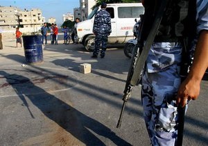Агенти спецслужб Ізраїлю застрелили палестинця, який накинувся на них із сокирою