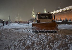Москва зупинилася в багатокілометрових заторах: у столиці та області випало понад третину місячної норми опадів
