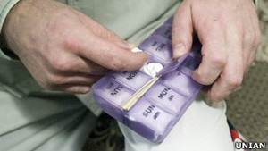 ВВС Україна: Лікування для ВІЛ-інфікованих залишається привілеєм в Україні