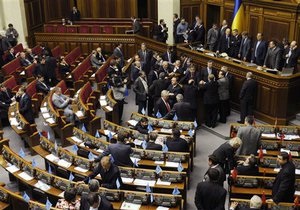 Ъ: Позафракційні депутати озвучили претензії на комітети парламенту
