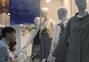 Манекени в магазинах одягу зможуть стежить за відвідувачами