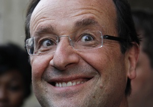 Президент Франції дозволив мерам міст не брати участь у реєстрації одностатевих шлюбів
