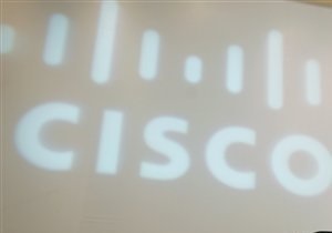 Cisco продовжує витрачати мільярди доларів для збільшення своєї частки ринку
