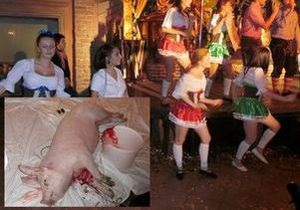 У Львові виник скандал через публічне заколювання свиней в одному із ресторанів