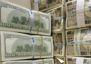 Ієна впала до піврічного мінімуму щодо долара