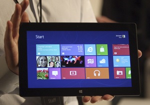 Продажі планшета Surface  скромні  - голова Microsoft