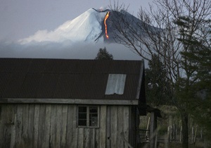 У Чилі на одному із найактивніших вулканів зникли троє туристів