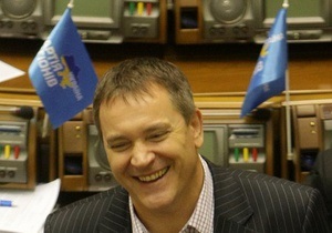 Ъ: Колесніченко просить позбавити Інтертелеком ліцензії через відмову перекласти договір російською
