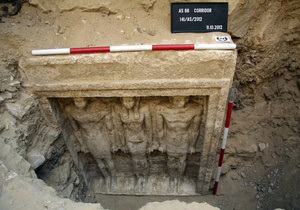 Чеські археологи знайшли неподалік від Каїра гробницю єгипетської принцеси
