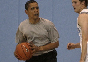 В день виборів Обама гратиме у баскетбол