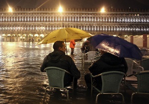 Фотогалерея: Висока вода. Осіння повінь у Венеції