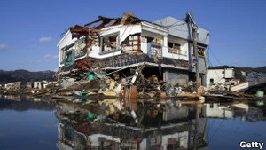 В Японії витратили не за призначенням 150 млрд доларів на подолання наслідків стихії