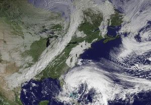 Сенді завдає США перші удари: у Нью-Йорку вітер зламав кран на будівництві хмарочоса. Атлантік-Сіті йде під воду