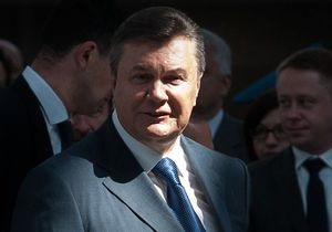 Янукович привітав українців з Днем визволення України від фашистських загарбників