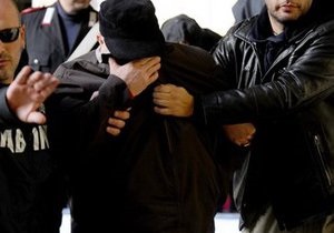 На півдні Італії заарештували більше 20-ти мафіозі